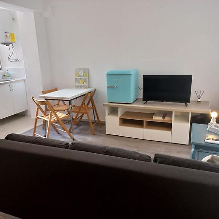 Apartamentos Centricos A 10 Min De La Playa Almería Exteriör bild